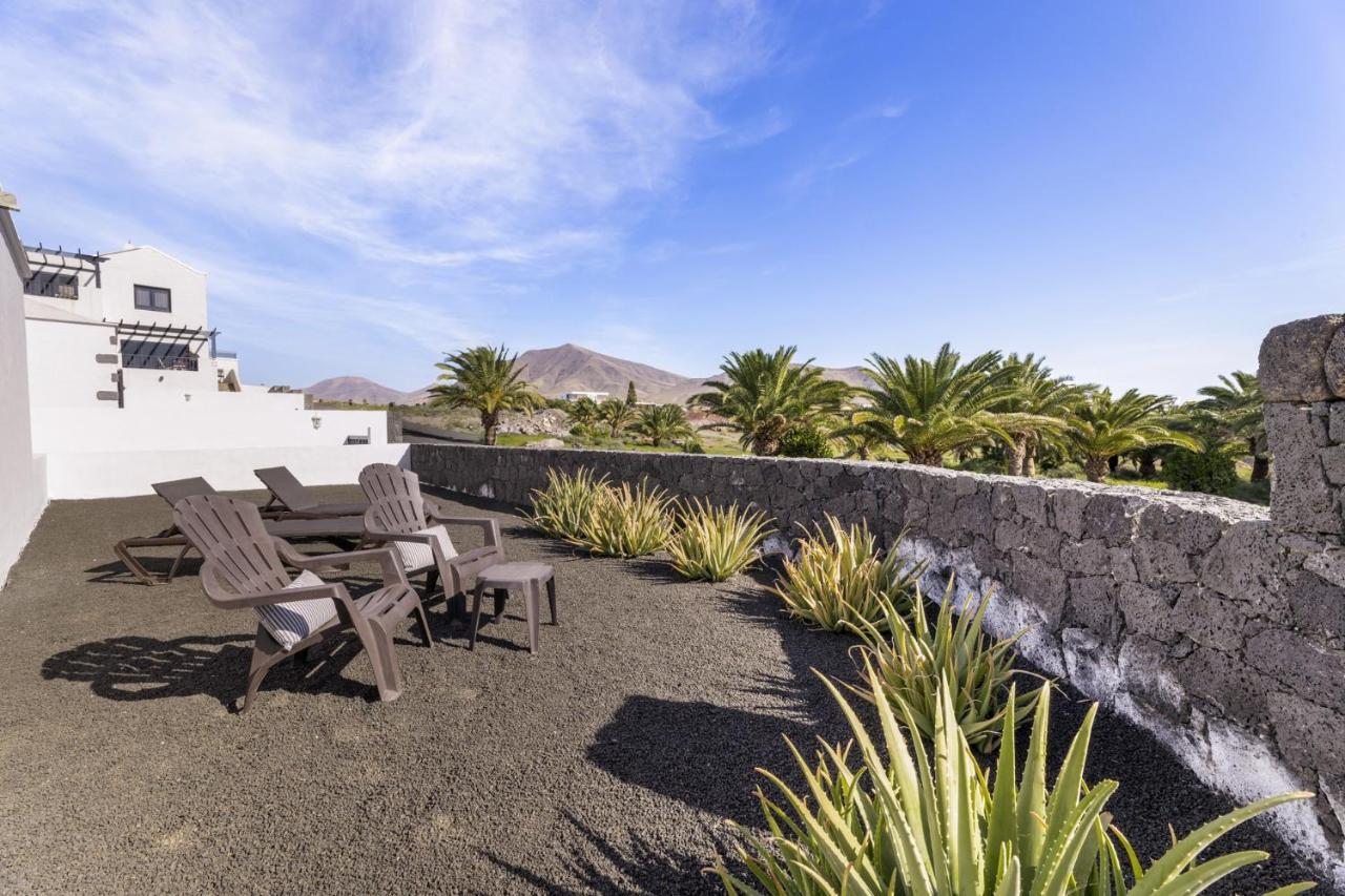 Casa Alma - Vipvipvillas Playa Blanca  Exterior photo